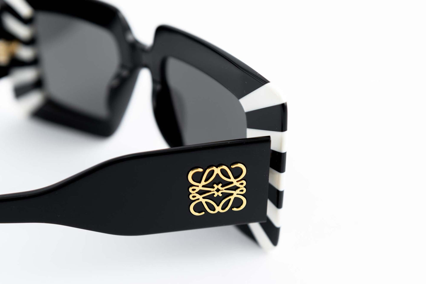 Loewe Occhiali da sole Acetato / Rettangolare LOEWE Occhiale da sole visore Chunky Anagram nero