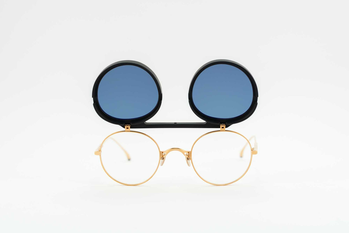Occhiale da sole Masunaga K-3: Scutum Oro/Nero #S19 - Spectaclo.com - eyewear store - Occhiali da vista -