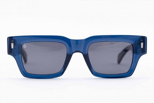 Kyme Boxy: occhiale da sole blu streetwear squadrato made in Italy