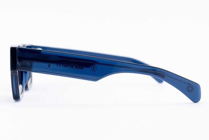 Kyme Boxy: occhiale da sole blu streetwear squadrato made in Italy