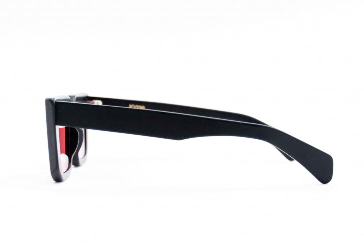Kyme Cozy: occhiali da sole nero opaco streetwear made in Italy