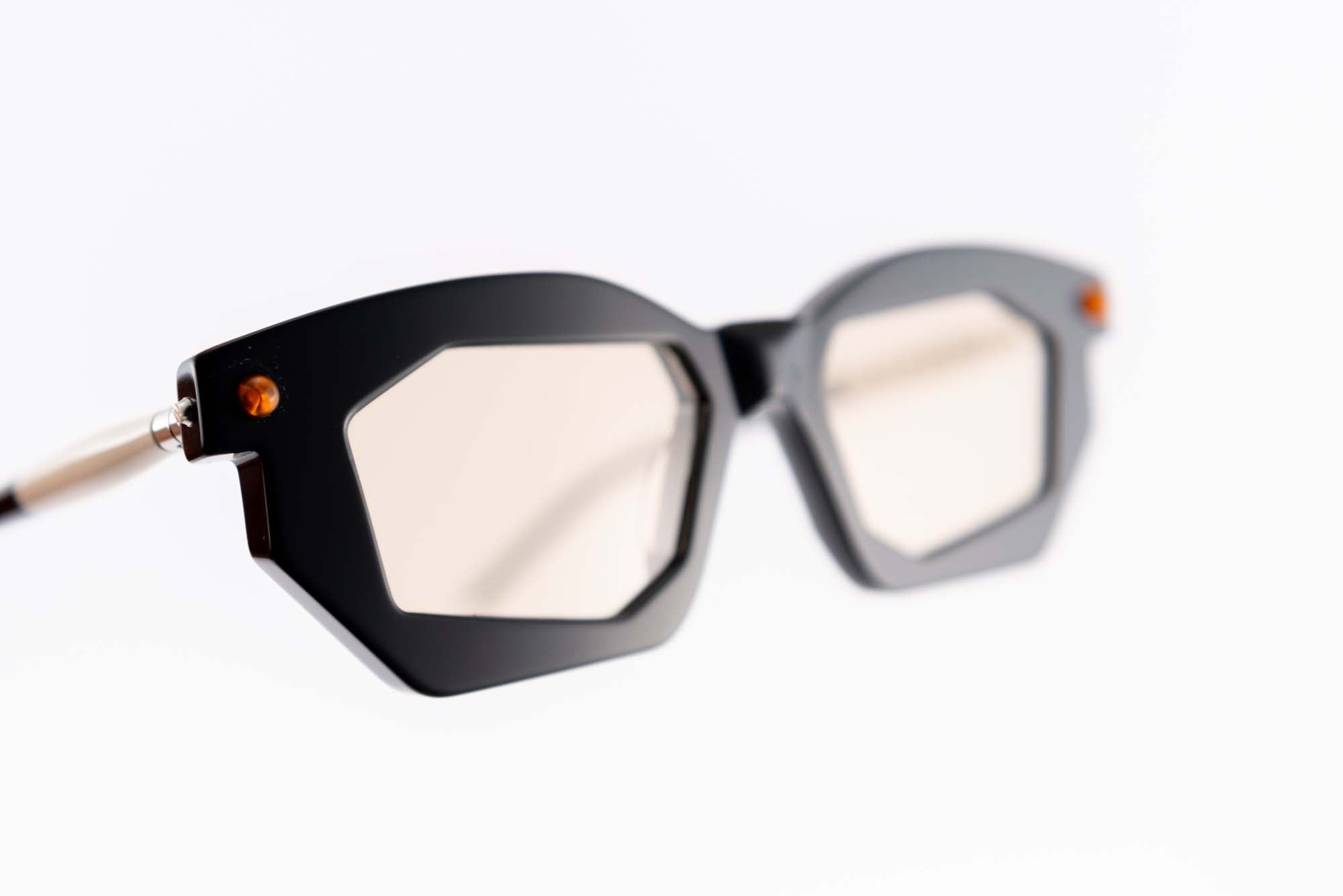 Kuboraum Maske P14 BS: black polygonal acetate sunglasses