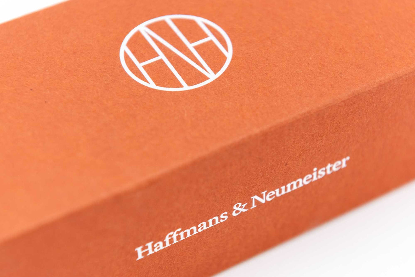 Haffmans & Neumeister: Hursh 002 - Spectaclo.com - eyewear store - Occhiali da sole -