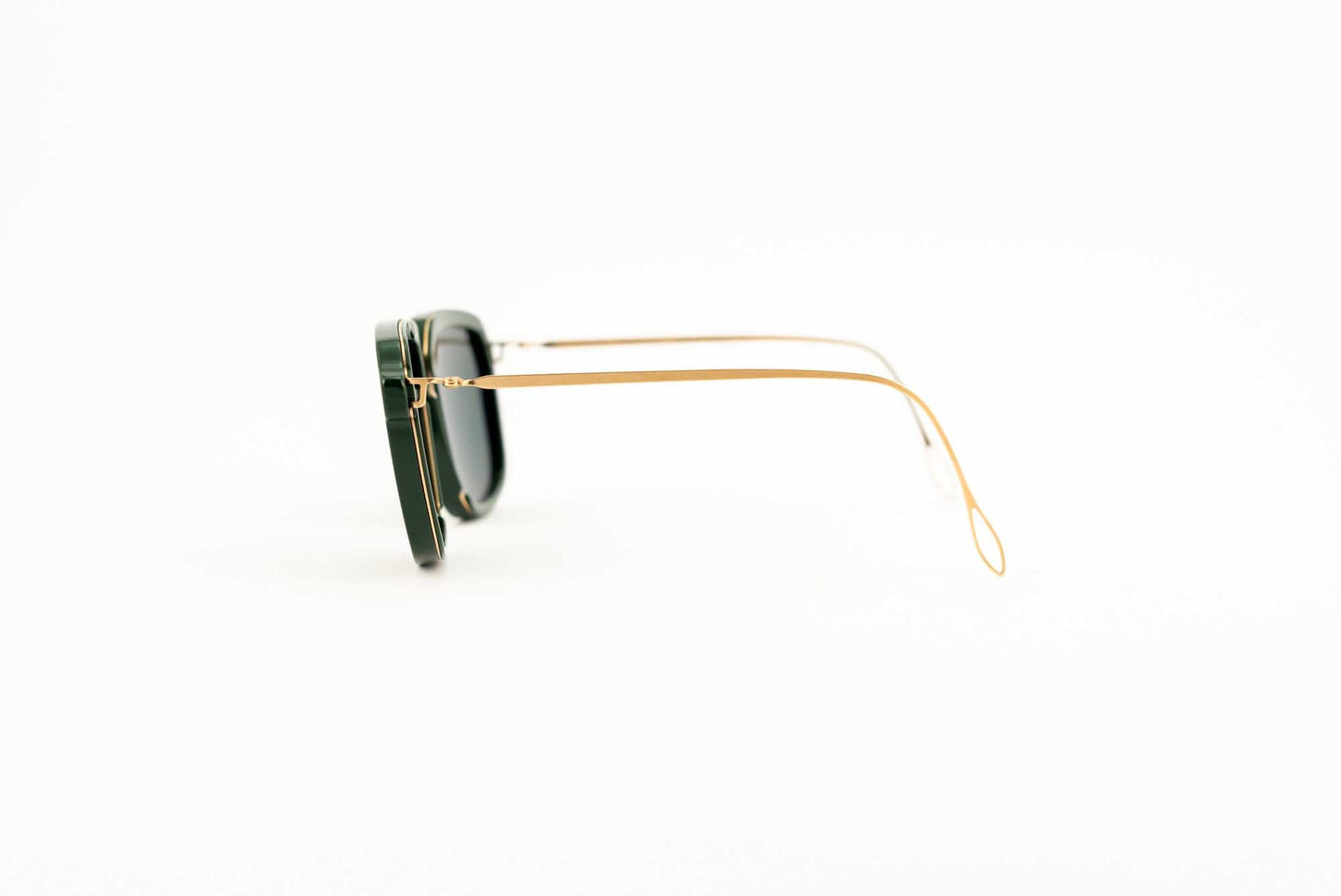 Haffmans & Neumeister + Marcus Paul: Emilio 602 - Spectaclo.com - eyewear store - Occhiali da sole -