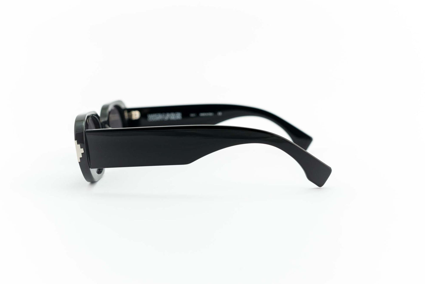 Marcelo Burlon occhiale da sole Nire Black 1007 - Spectaclo.com - eyewear store - Occhiali da sole -