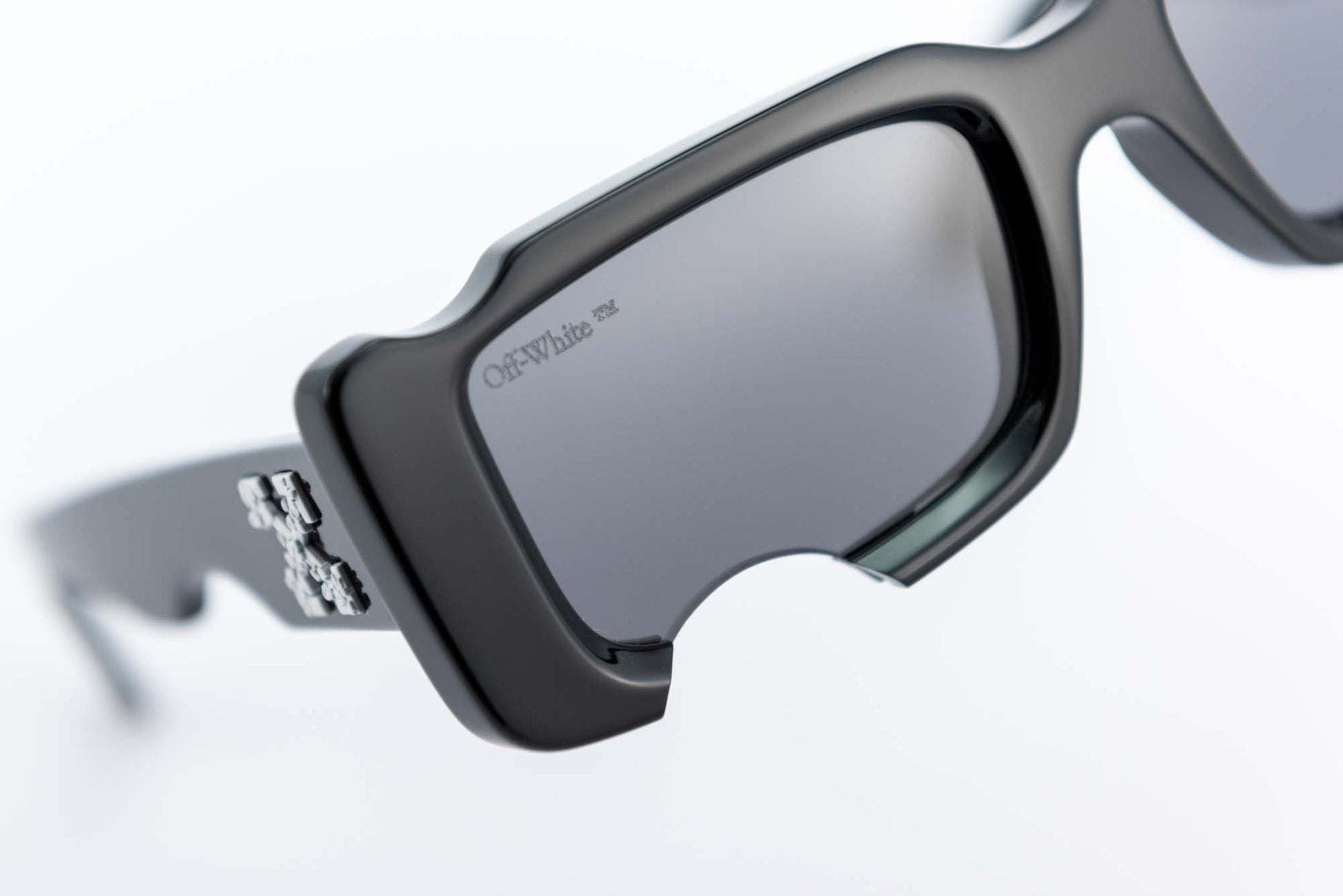OFF-WHITE Cady Rectangular Frame Sunglasses Black/White